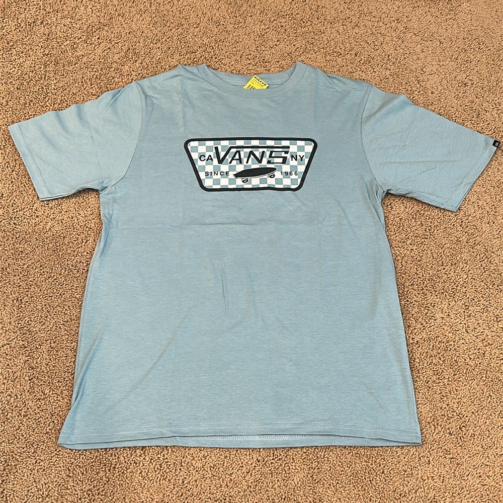 Vans Boys T-shirt with CA NY logo in front Size Large Light Blue